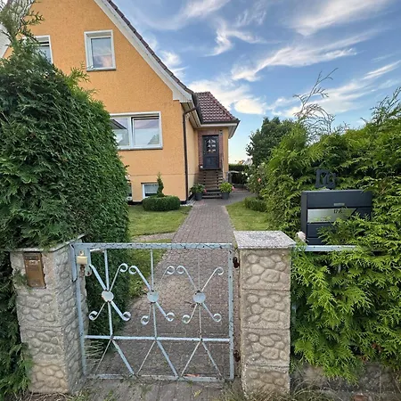 Haus Shaanti 펜션 바르트